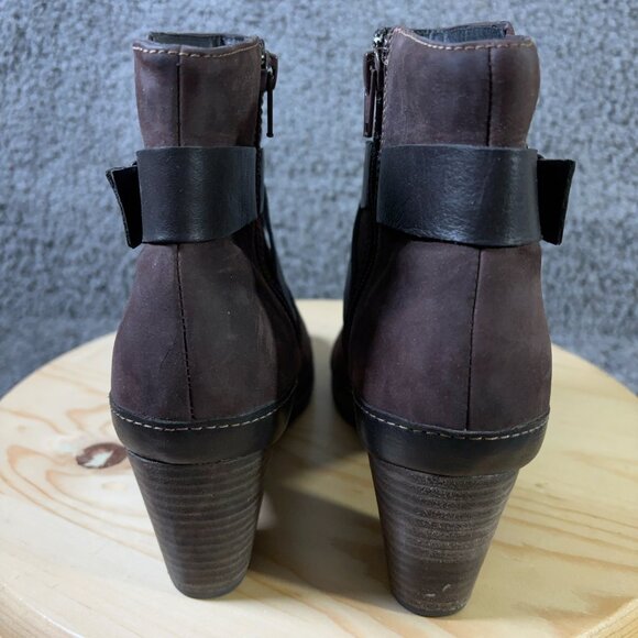 Clarks Artisan Ankle Boots Womens Size 8.5 Leather Burgundy Buckle Strap Booties - Picture 4 of 9